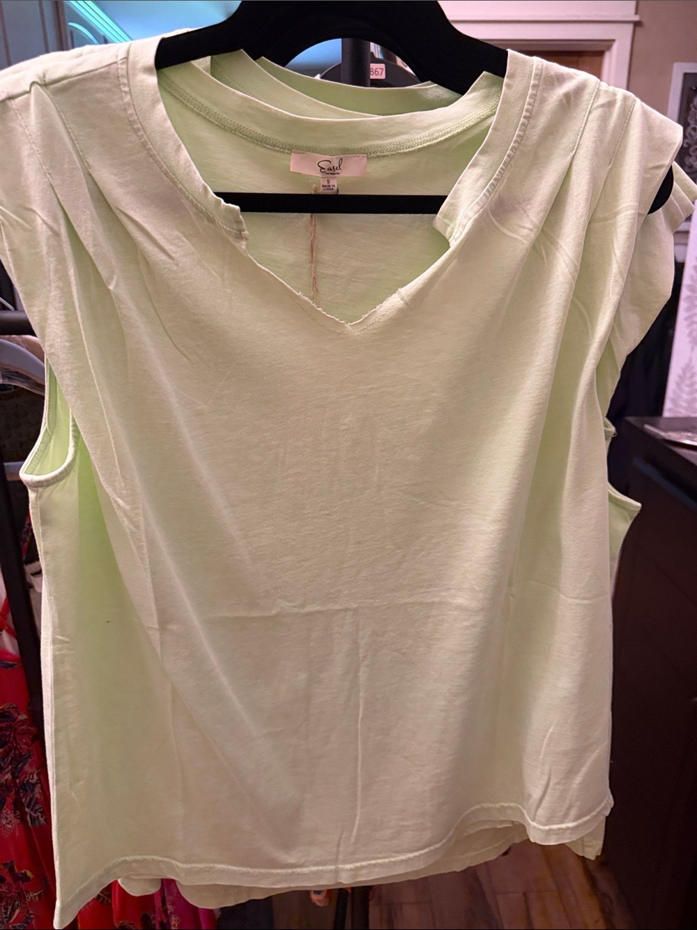easel Light Lime Sleeveless Notch Neck Tank